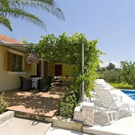 Vakantiehuis Eden House With Private Pool And Vineyard
