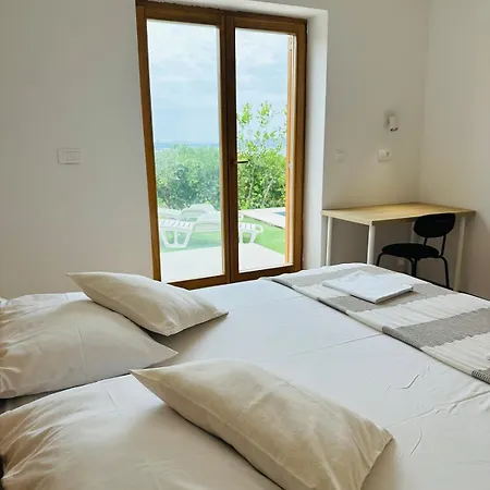 Vakantiehuis Eden House With Private Pool And Vineyard