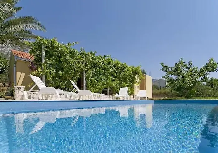 Eden House With Private Pool And Vineyard Feriehus