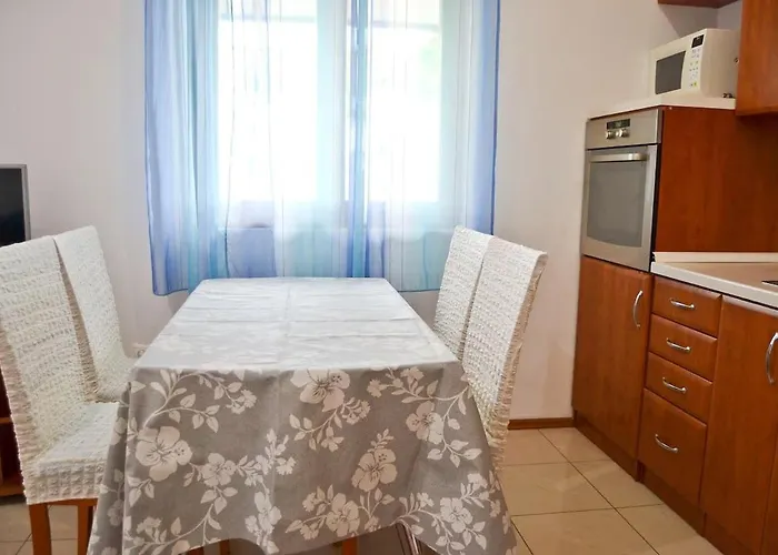 Eden House With Private Pool And Vineyard Kaštela